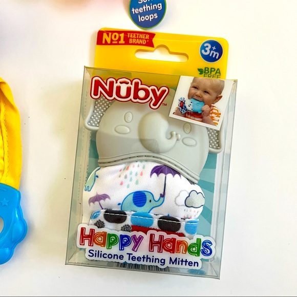 Nuby Baby Teething Bundle of 3- Teething Blanket, Vibe-eez, Mitten NEW!!! - Picture 5 of 5